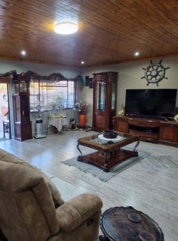 4 Bedroom Property for Sale in Vaal Park Ext 1 Free State